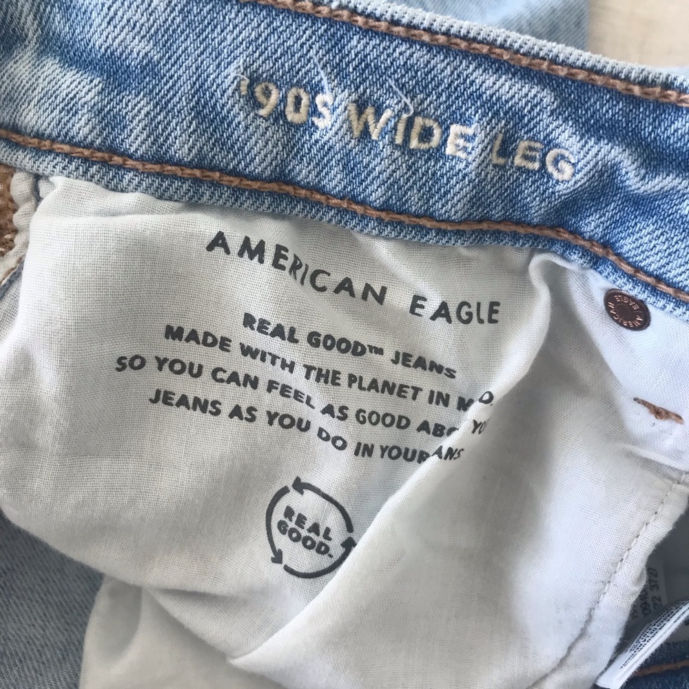 American Eagle ‘90s Wide Leg Baggy Jeans - Picture 6 of 7
